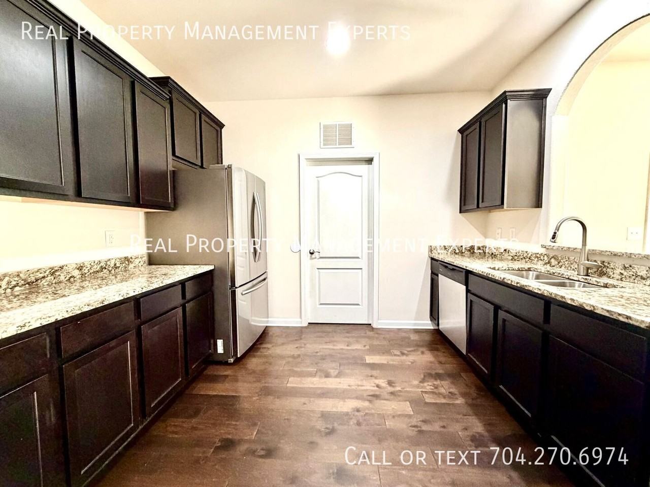 7749 Paper Birch Dr - Photo 4 of 20