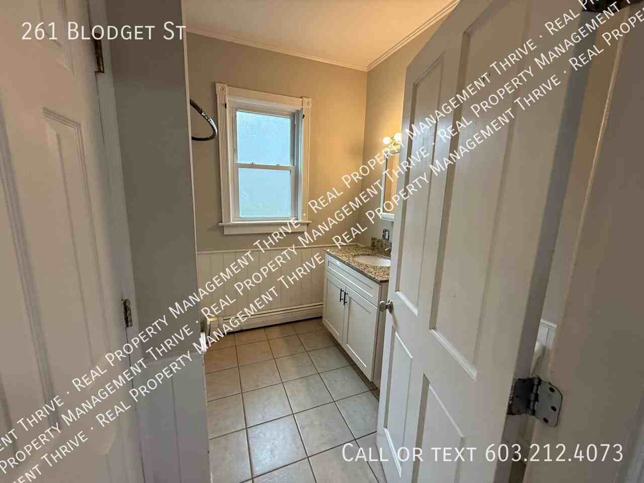 261 Blodget St - Photo 5 of 12