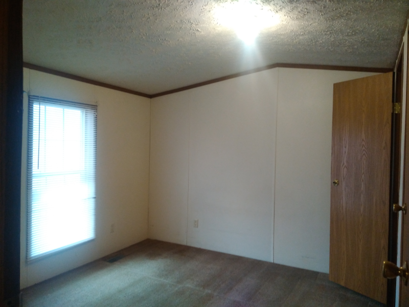 4907 Cambria Rd - Photo 3 of 6