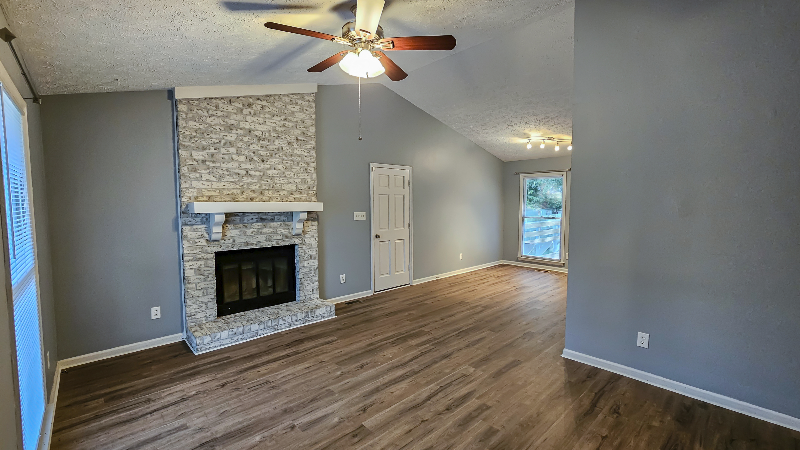 6959 Wadsworth Pl - Photo 3 of 9
