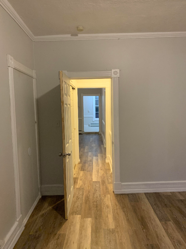 335 1st St #2F - Photo 2 of 7