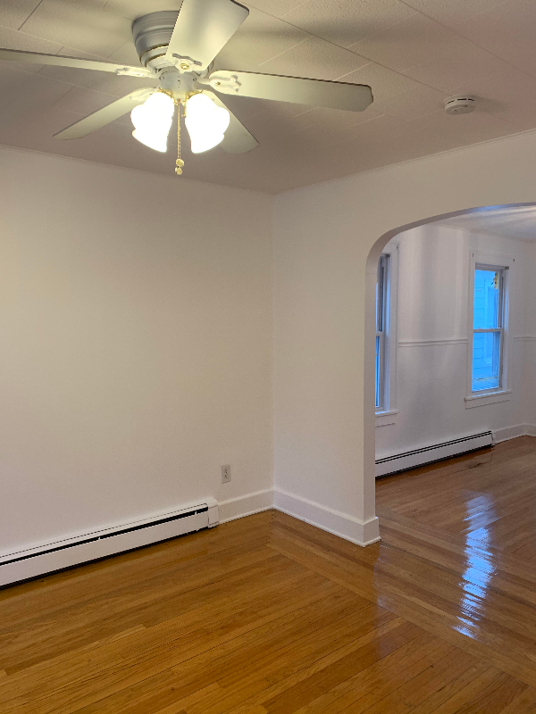 30 Austain Ave - Photo 3 of 11
