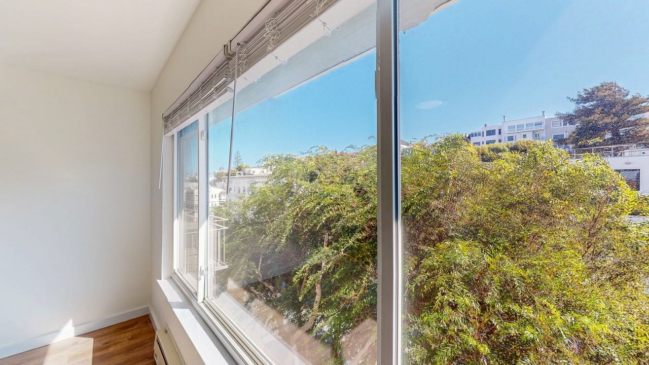 2640 Greenwich St #404 - Photo 6 of 10