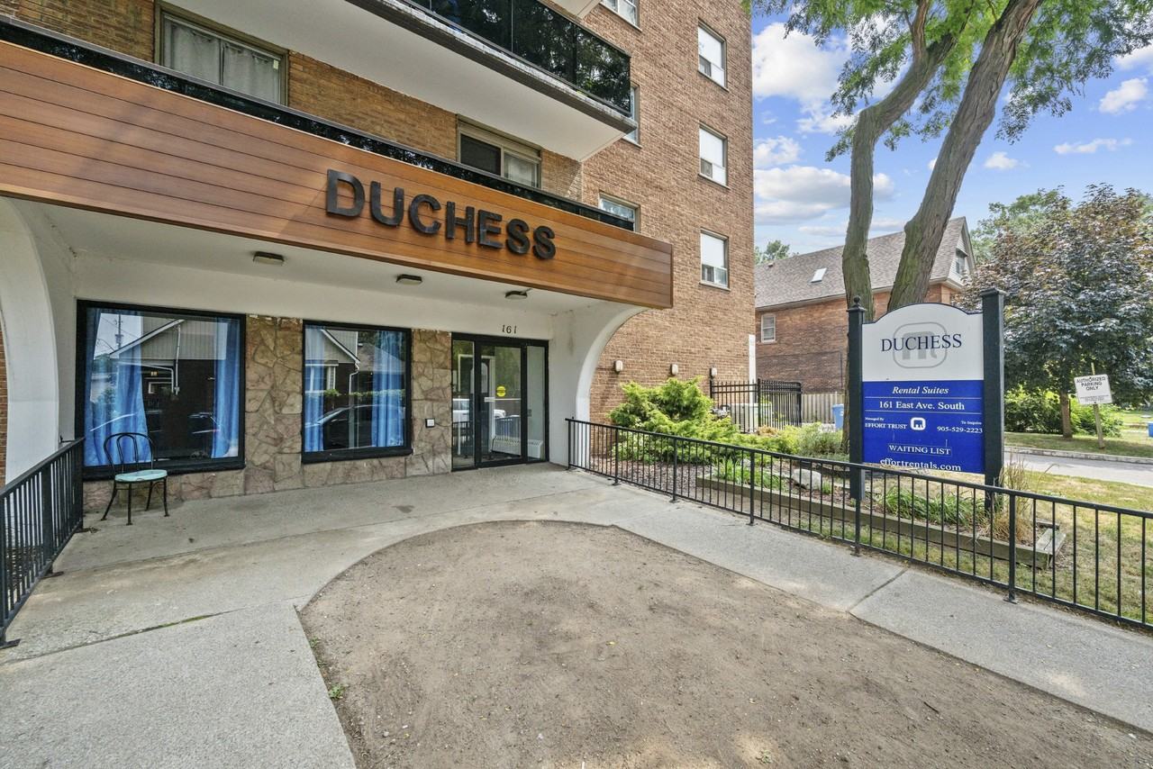 Duchess Apartments - Photo 2 of 12