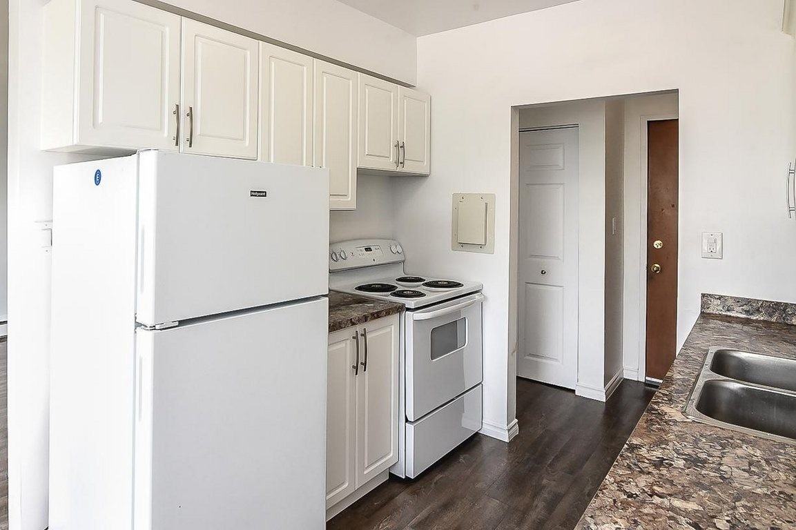 Granite Towers Apartments - Photo 7 of 13