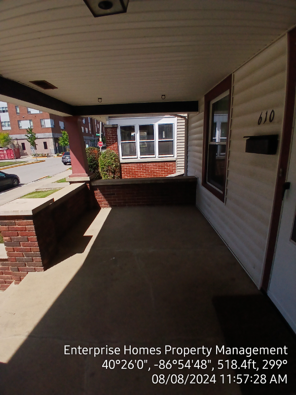 610 Dodge St - Photo 4 of 50