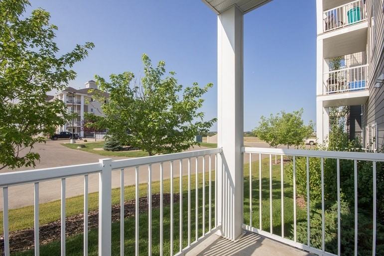 Belmont Apartments - Photo 5 of 7
