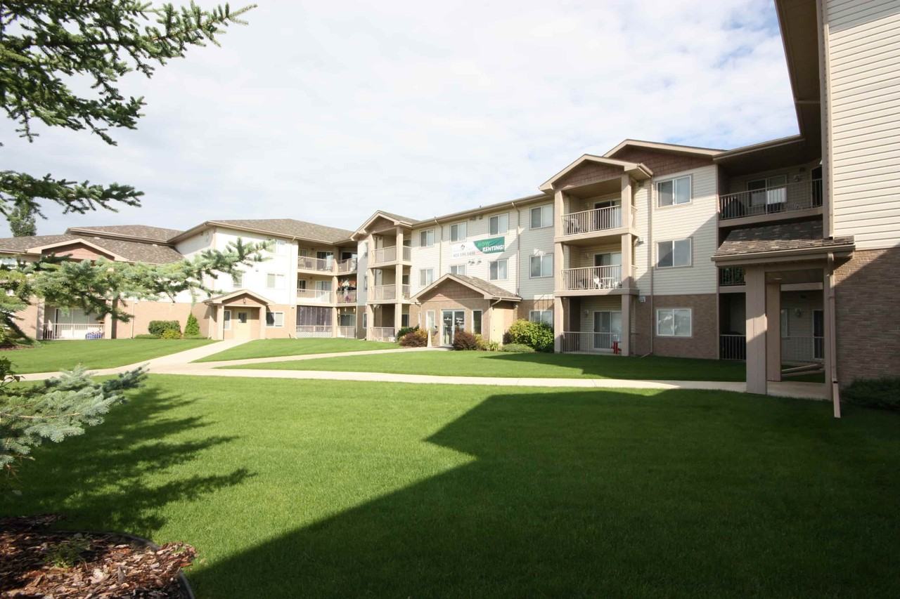 Lonsdale Court - Photo 5 of 8