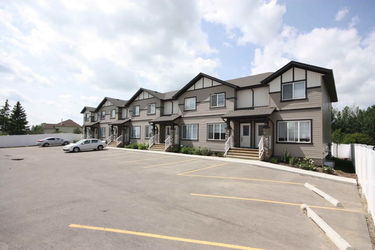 Prospect Townhomes - Photo 2 of 6