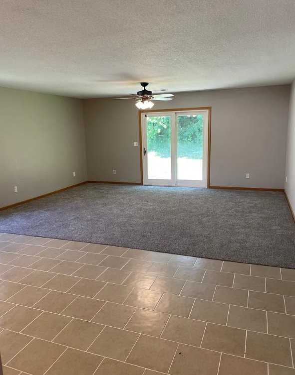 602 Nw Woodbury Dr - Photo 3 of 9