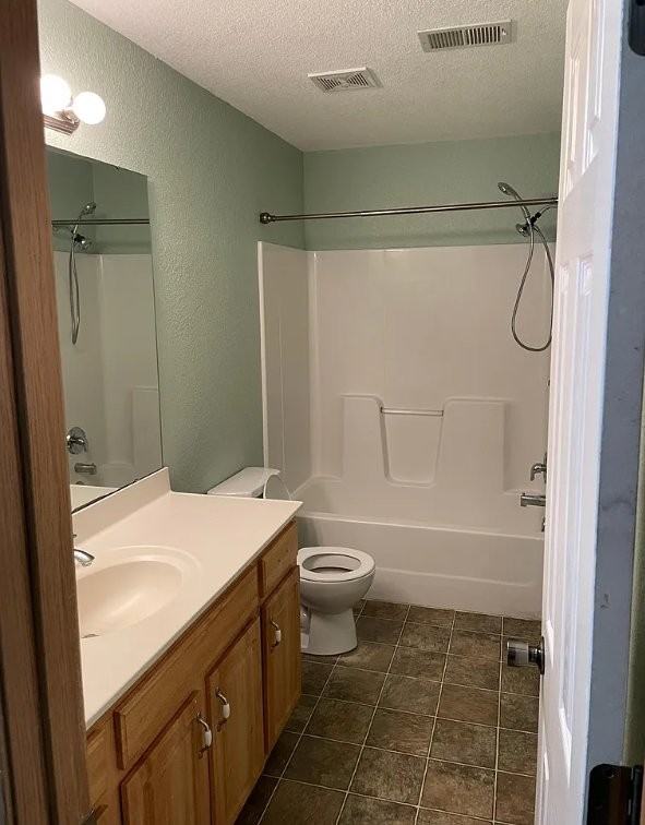 602 Nw Woodbury Dr - Photo 6 of 9