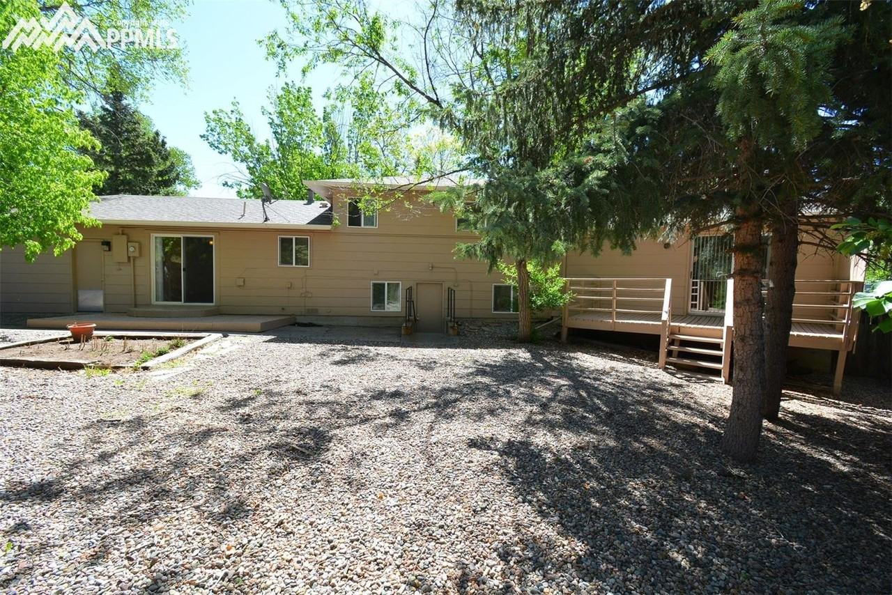 4902 Crestwood Dr - Photo 2 of 8