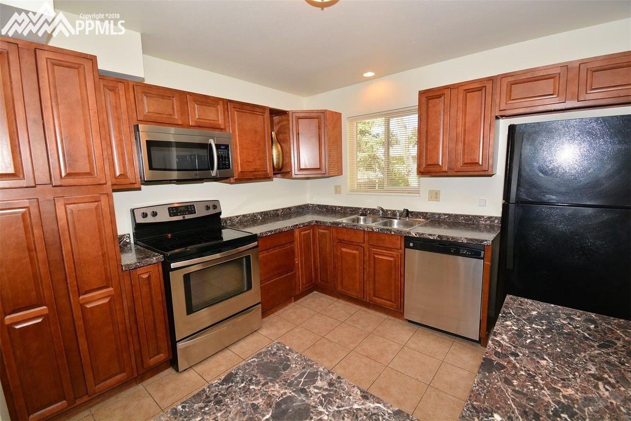 4902 Crestwood Dr - Photo 7 of 8