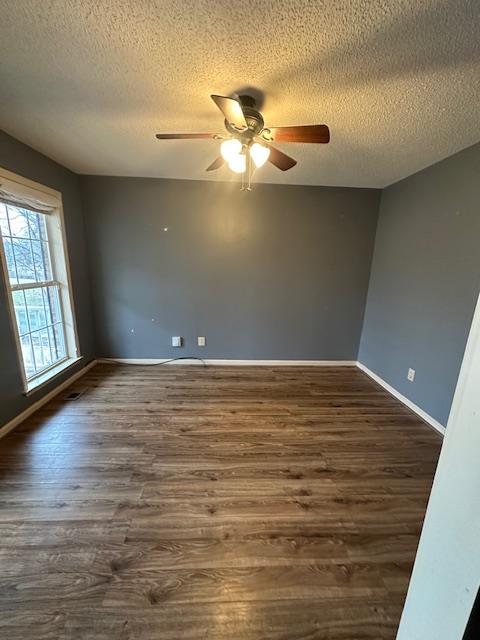 315 Lookout Dr - Photo 3 of 28