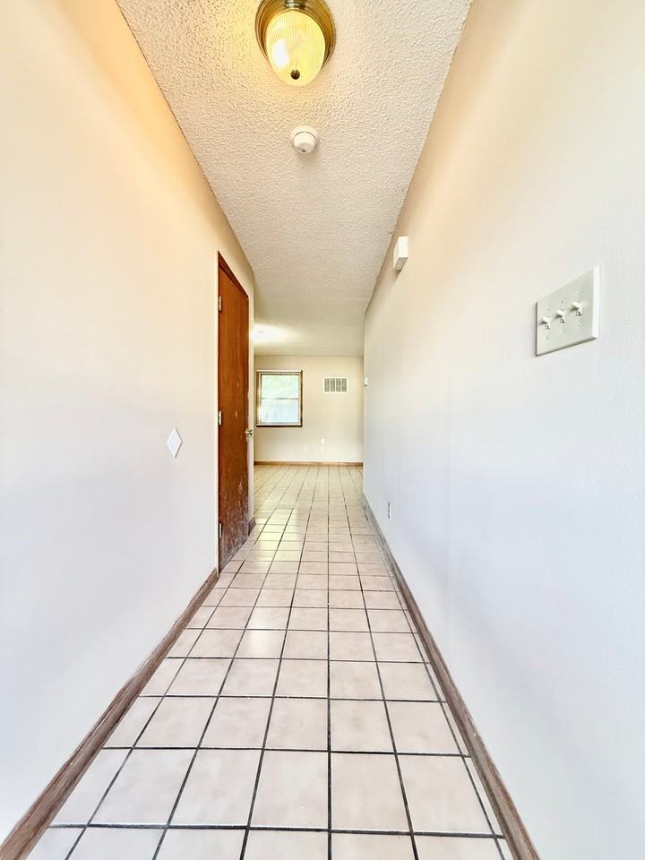 109 Mountain View Dr #A - Photo 2 of 12