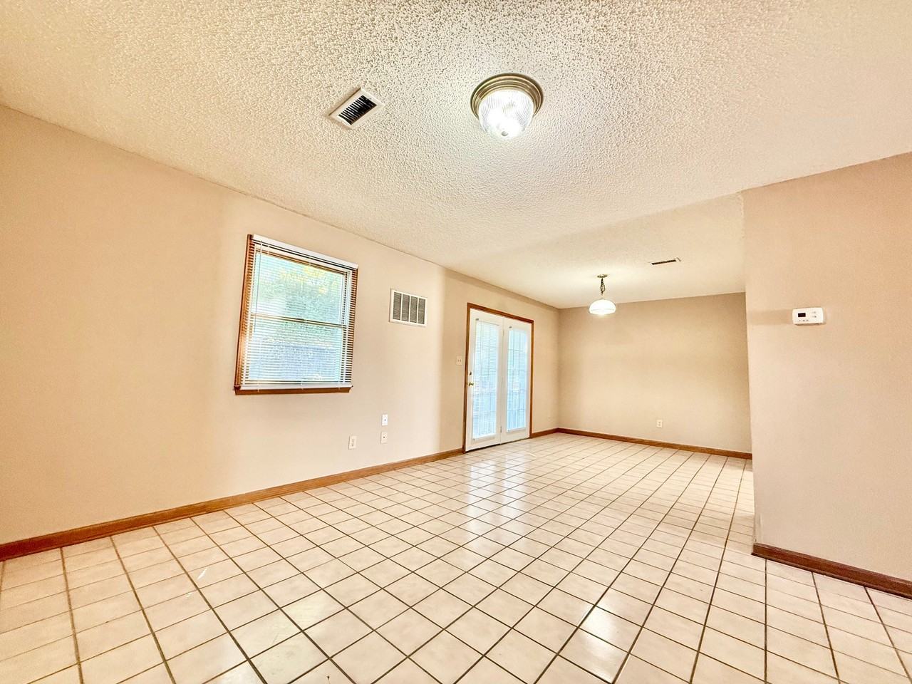 109 Mountain View Dr #A - Photo 3 of 12