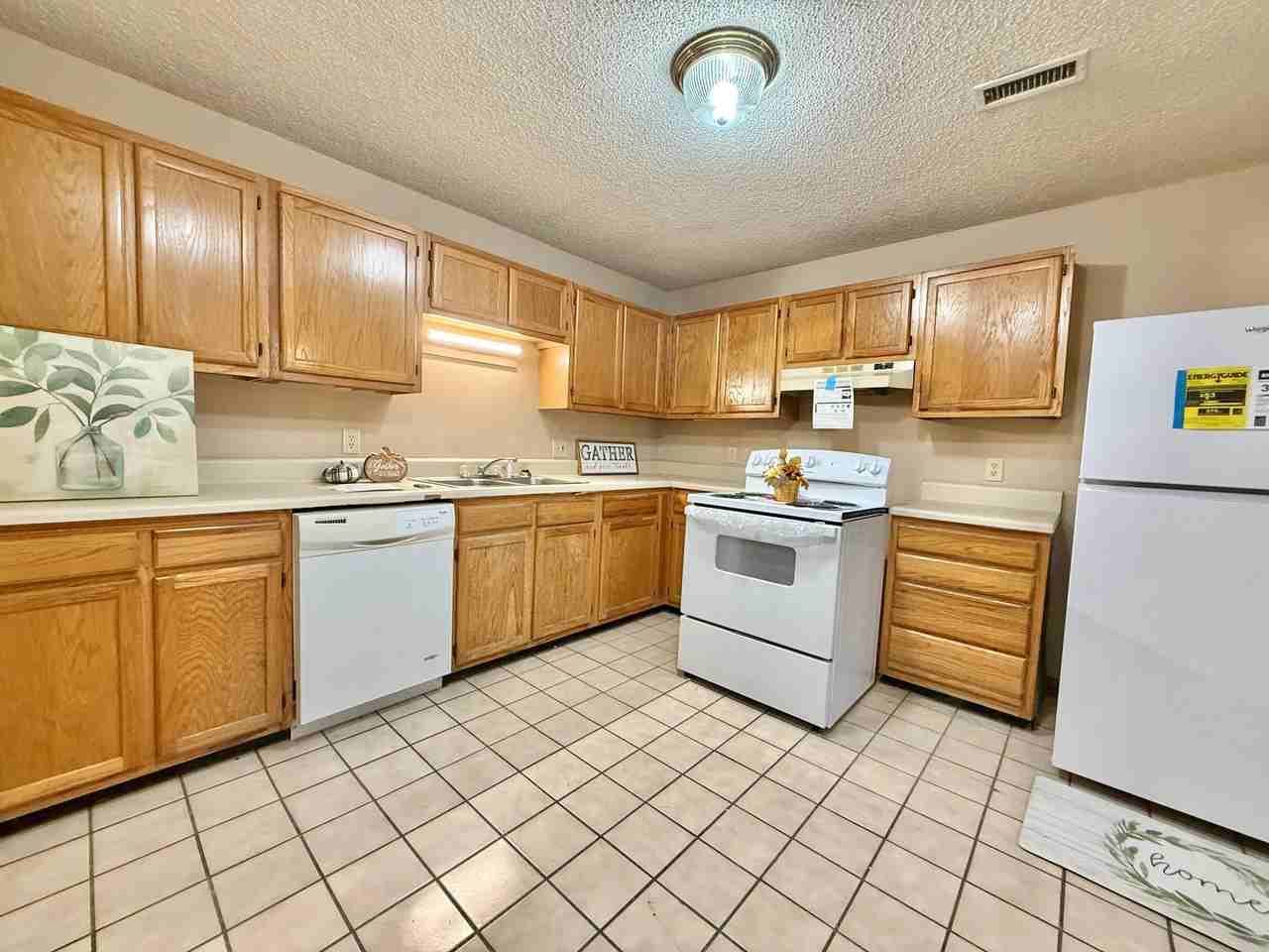 109 Mountain View Dr #A - Photo 6 of 12