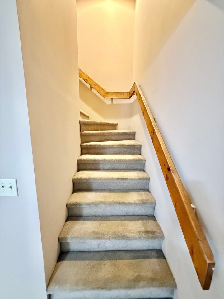 109 Mountain View Dr #A - Photo 7 of 12
