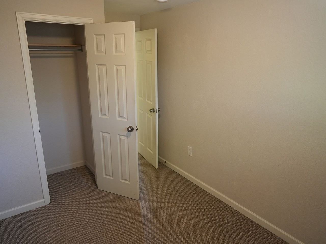 3513 N Columbine St - Photo 7 of 14