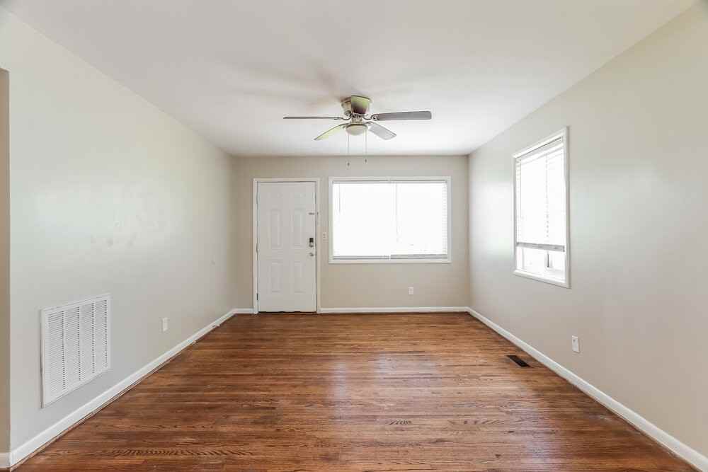 1660 4th Pl Nw - Photo 5 of 16