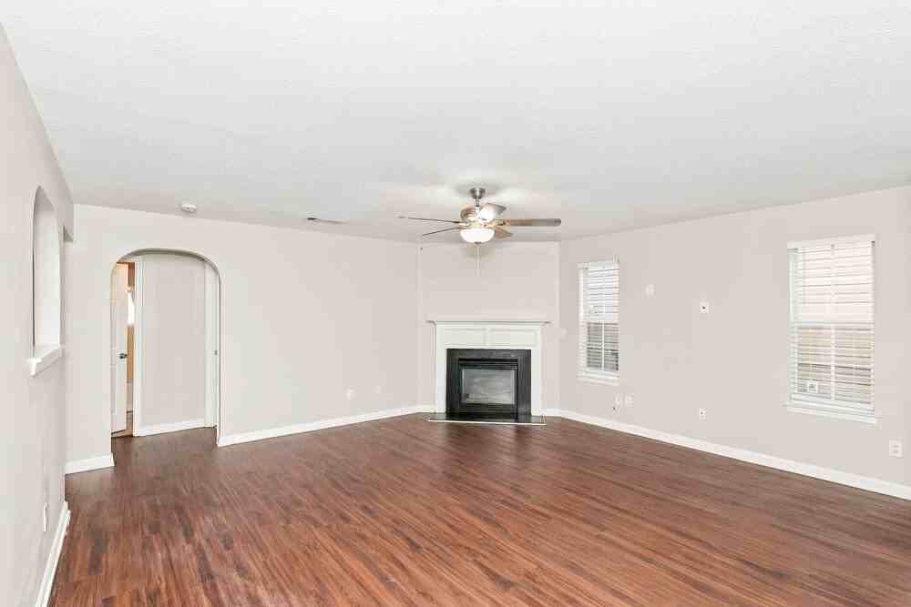 3476 Augusta St - Photo 4 of 17