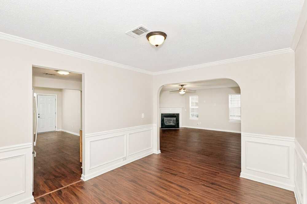 3476 Augusta St - Photo 5 of 17