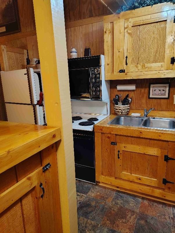 155 Dundee Rd #A - Photo 6 of 20