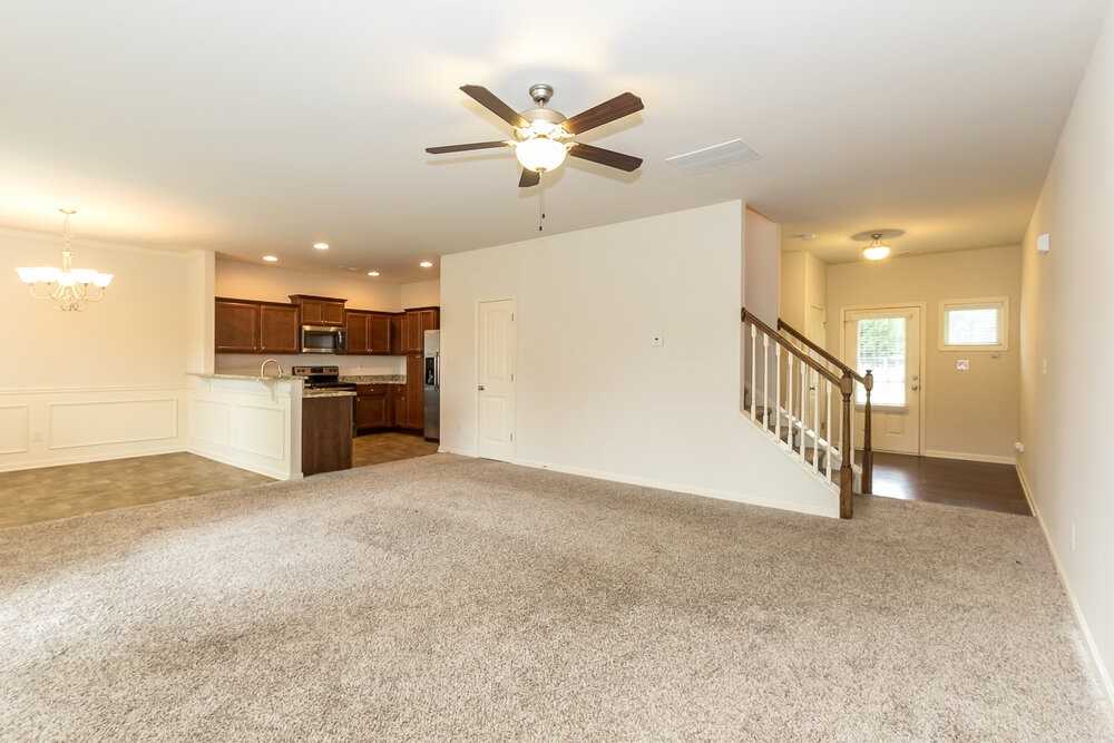 288 Klinetop Dr - Photo 3 of 15