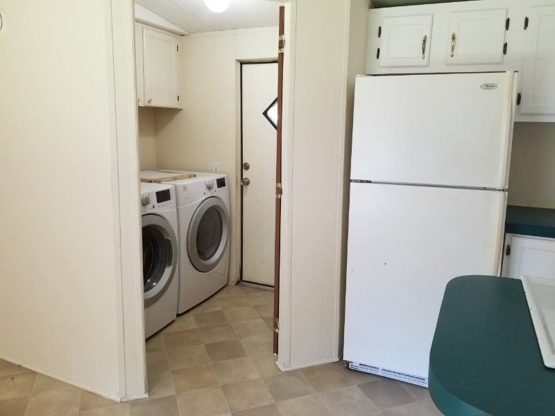 207 S Carroll St - Photo 3 of 19