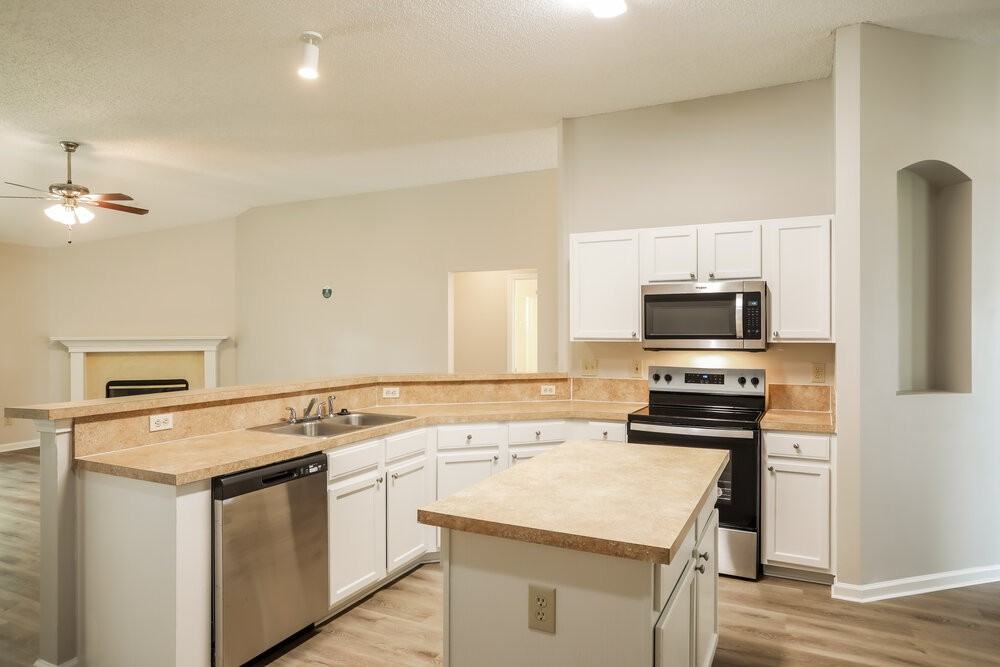 9250 Hawks Point Dr - Photo 6 of 16