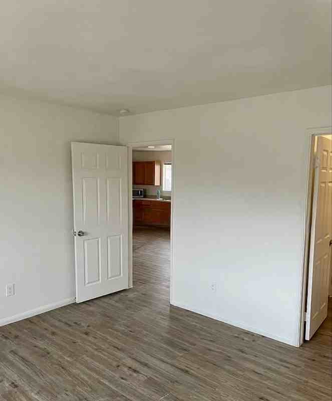 73556 Sunnyslope Dr #D - Photo 7 of 13