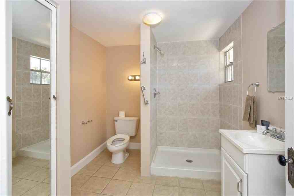 1407 Massachusetts Ave - Photo 2 of 6