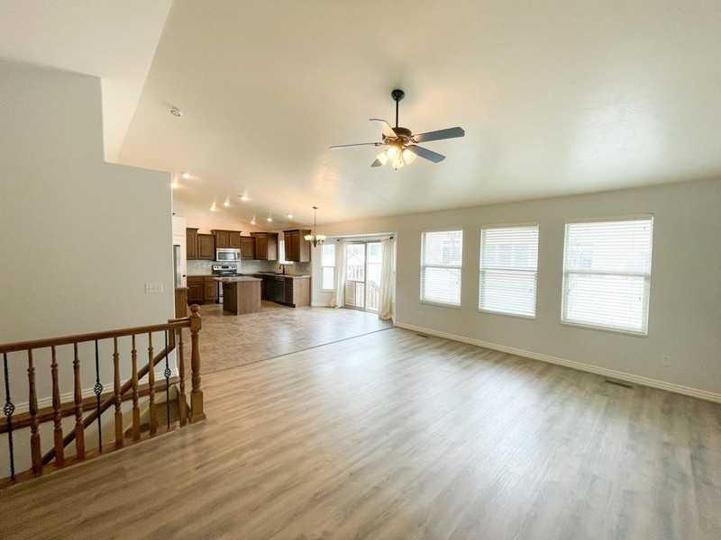 3305 Ws - Photo 6 of 23