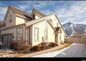 featured image of 1353 S Somerset Dr