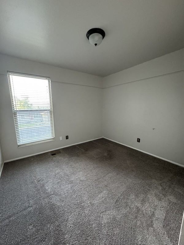 2176 E Aspenwood Way - Photo 6 of 17