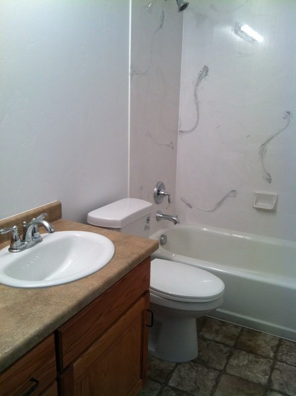 226 E Center St - Photo 3 of 16