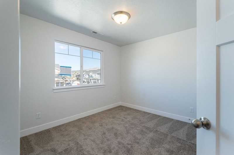 3797 Wn #522 - Photo 3 of 35