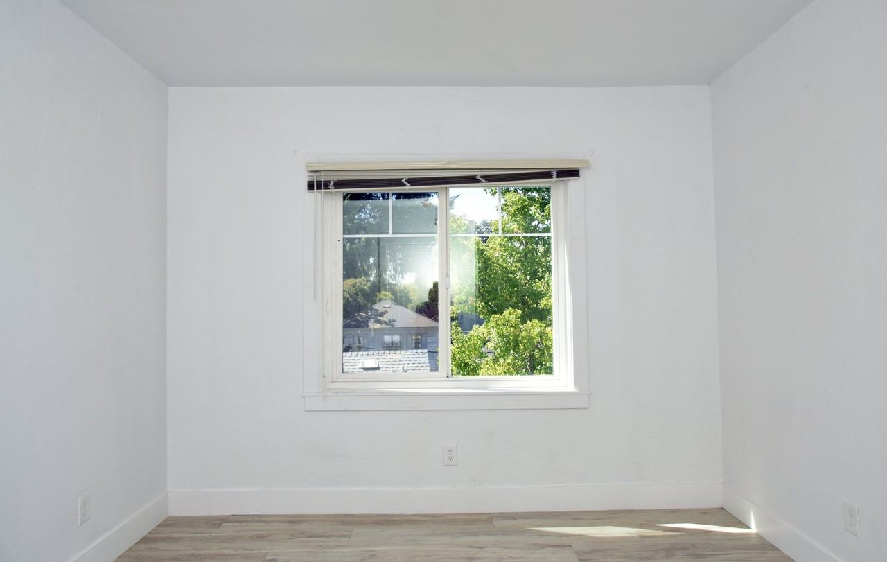 127 Almond St #131-1 - Photo 2 of 8
