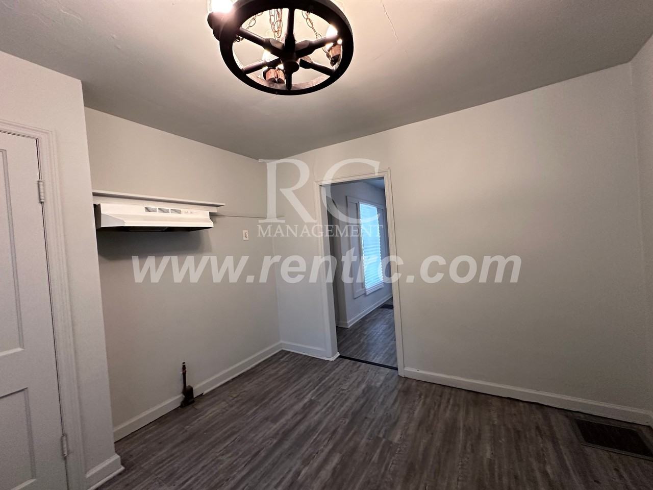601 N Bowman Ave #S - Photo 3 of 17