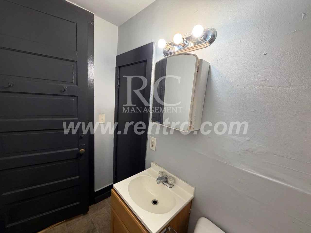 1218 N Walnut St Apt 2n - Photo 4 of 9