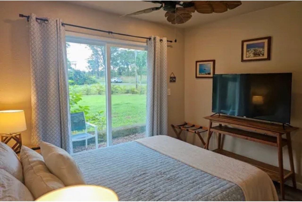 18-4104 Haumalu St - Photo 7 of 10