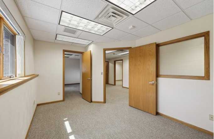 602 Pleasant Oak Dr #F - Photo 5 of 7