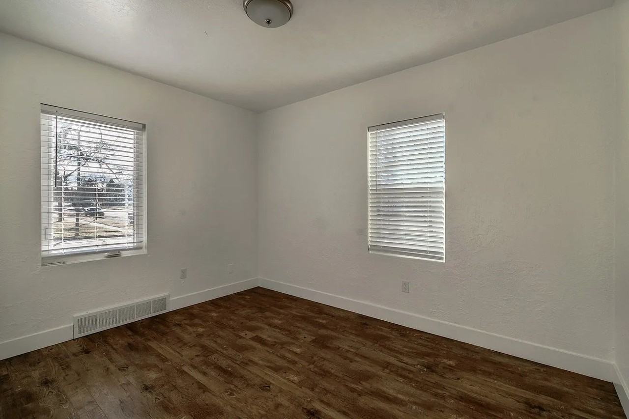 723 10th St S ##S - Photo 6 of 18