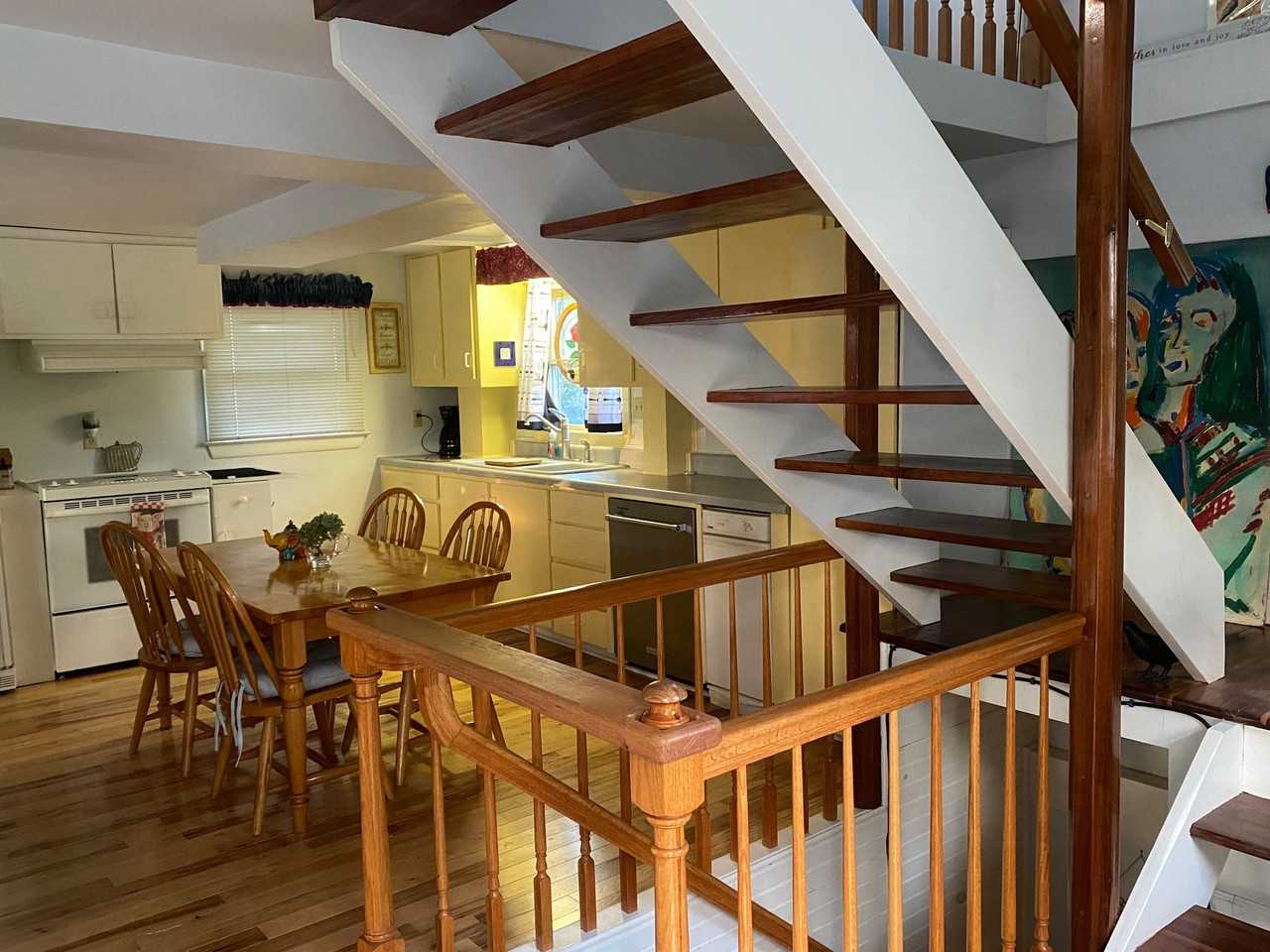 153 Point Lookout Cir - Photo 2 of 12
