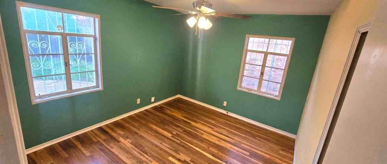 4701 Leeds Ave - Photo 6 of 12