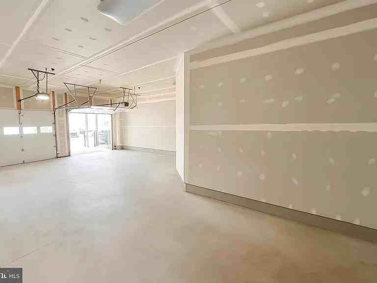 43698 Chicacoan Creek Sq - Photo 3 of 20