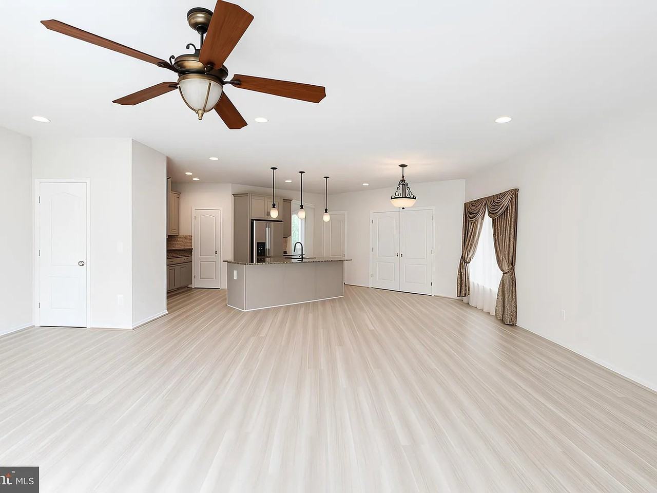 43698 Chicacoan Creek Sq - Photo 7 of 20