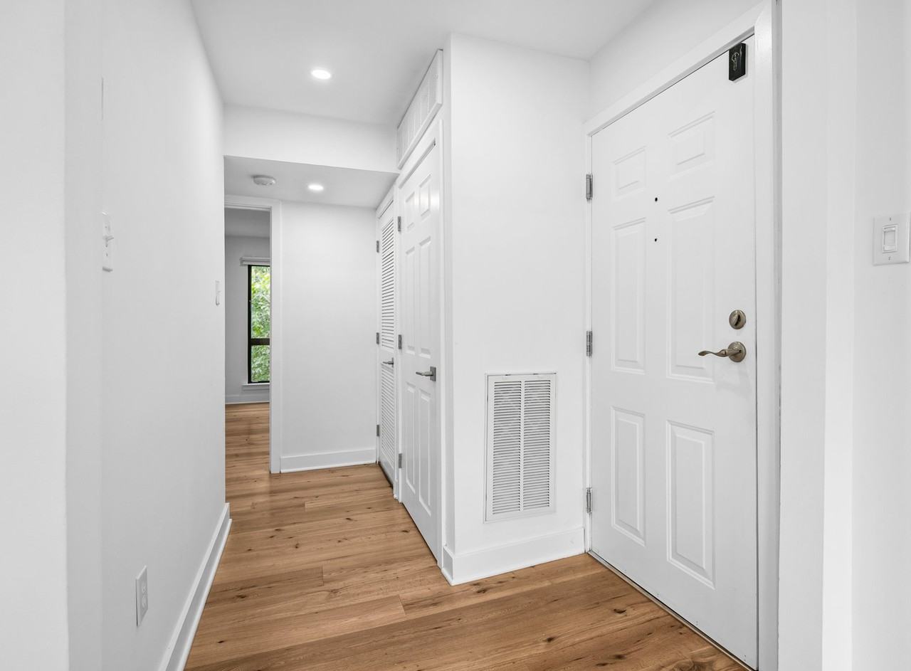 1707 Gainesville St Se #301 - Photo 2 of 13