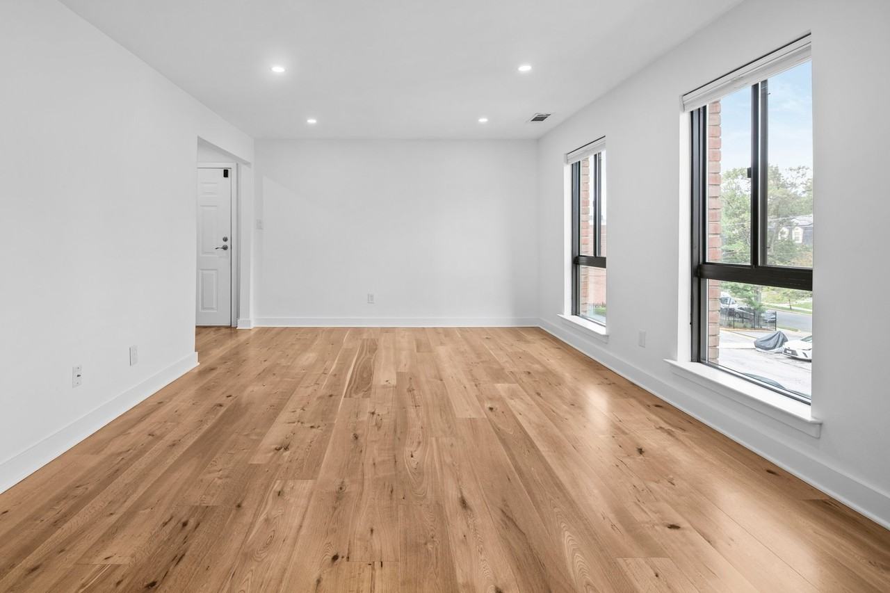 1707 Gainesville St Se #301 - Photo 5 of 13