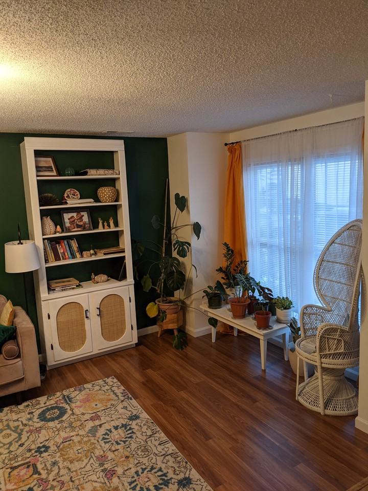 2360 Avalon Woods Dr - Photo 3 of 14